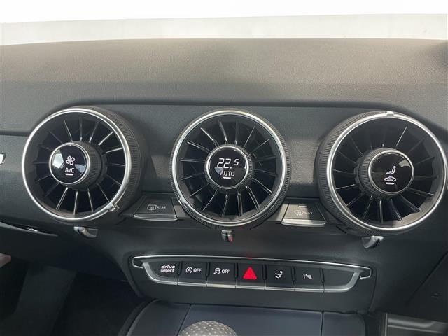 TTクーペ 40TFSI 後期モデル コンフォート・PKG MMIナビ CarPlay対応 バーチャルコックピット リヤビュー・カメラ サイドアシスト フロント・リアPDC シートヒーター 電動シート ホールドアシスト(27枚目)