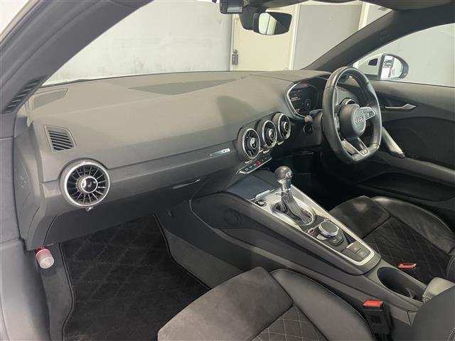 TTクーペ 40TFSI 後期モデル コンフォート・PKG MMIナビ CarPlay対応 バーチャルコックピット リヤビュー・カメラ サイドアシスト フロント・リアPDC シートヒーター 電動シート ホールドアシスト(36枚目)