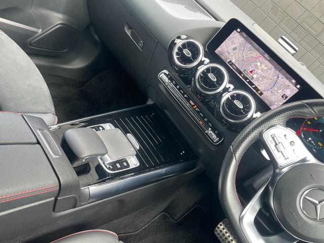 Ｂクラス Ｂ１８０　ＡＭＧライン　レーダーＳＦＴ・ＰＫＧ　ナビゲーション・ＰＫＧ　ＡＣＣ　ＬＫＡ　ＢＳＭ　ＭＢＵＸ　ＡｐｐｌｅＣａｒＰｌａｙ／ａｎｄｒｏｉｄａｕｔｏ対応　パワーシート／シートヒーター　パワーバックドア　フルセグＴＶ（25枚目）