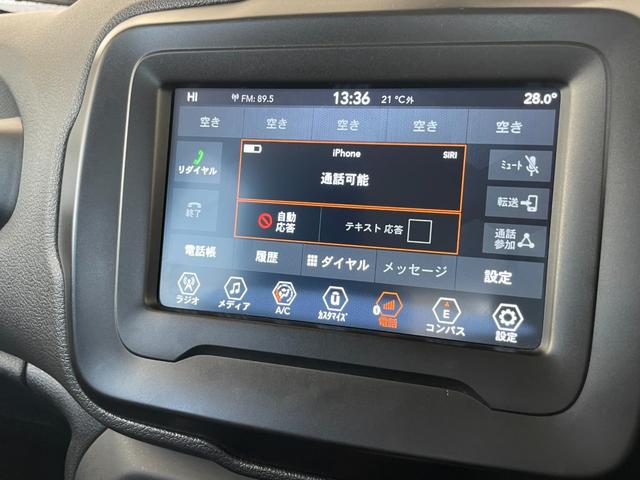 ジープ・レネゲード ロンジチュード Dオーディオ CarPlay/androidauto Bカメラ Bluetooth/USBポート/AM/FM LKA BSM PDC(リヤ) クルーズコントロール 前面衝突警報 ドライブレコーダー(6枚目)