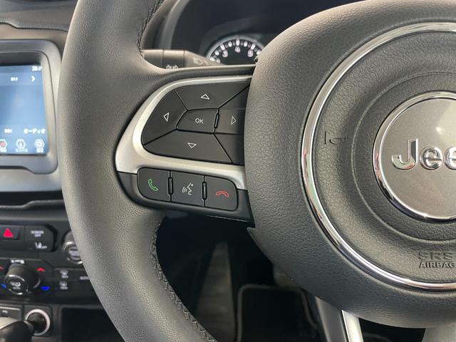 ジープ・レネゲード ロンジチュード Dオーディオ CarPlay/androidauto Bカメラ Bluetooth/USBポート/AM/FM LKA BSM PDC(リヤ) クルーズコントロール 前面衝突警報 ドライブレコーダー(16枚目)