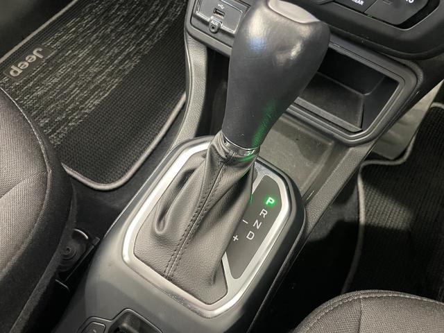 ジープ・レネゲード ロンジチュード Dオーディオ CarPlay/androidauto Bカメラ Bluetooth/USBポート/AM/FM LKA BSM PDC(リヤ) クルーズコントロール 前面衝突警報 ドライブレコーダー(24枚目)