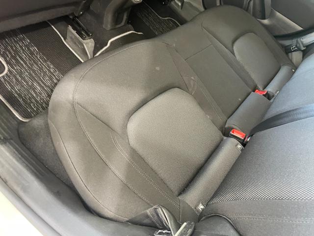 ジープ・レネゲード ロンジチュード Dオーディオ CarPlay/androidauto Bカメラ Bluetooth/USBポート/AM/FM LKA BSM PDC(リヤ) クルーズコントロール 前面衝突警報 ドライブレコーダー(44枚目)