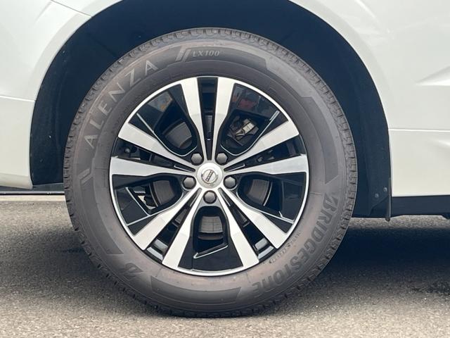 ＸＣ６０ Ｄ４　ＡＷＤ　モーメンタム　クライメートＰＫＧ　白革　ＢＬＩＳ　純正ナビ　３６０°カメラ　アダブティブクルーズコントロール　レーンキープアシスト　メモリー付パワーシート　全席シートヒーター　ＥＴＣ　ドライブレコーダー（63枚目）