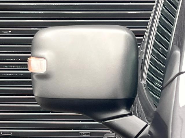 ジープ・レネゲード リミテッド　レザーシート　ステアリングヒーター　ブラインドスポットモニター　純正ナビ（Ｂｌｕｅｔｏｏｔｈ／ＡＵＸ／ワンセグ）　衝突被害軽減システム　バックカメラ　スマートキー　アダブティブクルーズコントロール（50枚目）