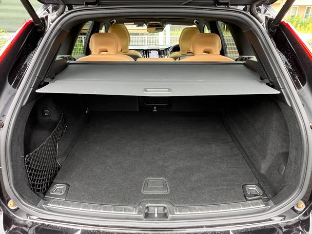 ＸＣ６０ Ｄ４　ＡＷＤ　インスクリプション　パノラマサンルーフ　茶革　ヘッドアップディスプレイ　ＢＬＩＳ　純正ナビ　３６０°カメラ　アダブティブクルーズコントロール　レーンキープアシスト　メモリー付パワーシート　全席シートヒーター　ＥＴＣ（49枚目）