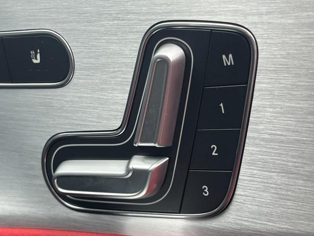 ＣＬＡクラス ＣＬＡ３５　４マチック　パノラミックスライディングルーフ　レーダーセフティーＰＫＧ　アドバンスＰＫＧ　ナビゲーションＰＫＧ　アンビエントライト　メモリー付パワーシート　シートヒーター　　３６０°カメラ　　ＡＣＣ　ＥＴＣ（15枚目）