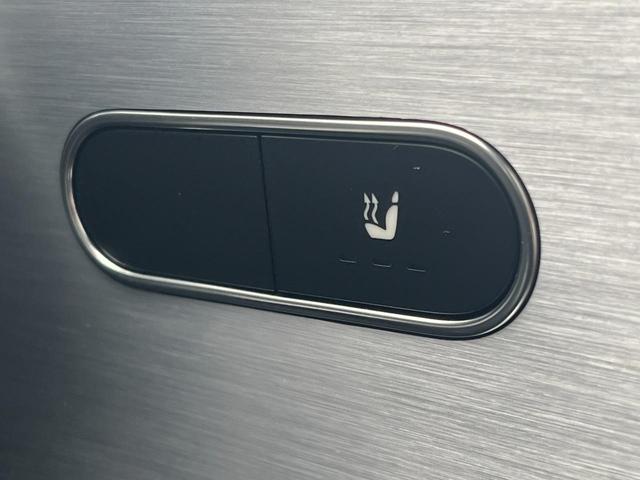 ＣＬＡクラス ＣＬＡ３５　４マチック　パノラミックスライディングルーフ　レーダーセフティーＰＫＧ　アドバンスＰＫＧ　ナビゲーションＰＫＧ　アンビエントライト　メモリー付パワーシート　シートヒーター　　３６０°カメラ　　ＡＣＣ　ＥＴＣ（16枚目）