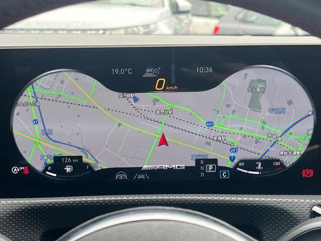 ＣＬＡクラス ＣＬＡ３５　４マチック　パノラミックスライディングルーフ　レーダーセフティーＰＫＧ　アドバンスＰＫＧ　ナビゲーションＰＫＧ　アンビエントライト　メモリー付パワーシート　シートヒーター　　３６０°カメラ　　ＡＣＣ　ＥＴＣ（19枚目）