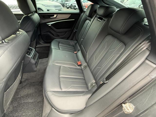 Ａ７スポーツバック ４５ＴＦＳＩクワトロ　Ｓラインパッケージ　マトリクスＬＥＤ　本革　バーチャルＣＰ　ＢＳＭ　電動リア　純正ナビ（ＢＴ／ＣａｒＰｌａｙ／フルセグ）　Ａｕｄｉプレセンス　バックカメラ　ＡＣＣ　ＬＫＡ　パーキングアシスト　パワーシート　シートヒーター（42枚目）