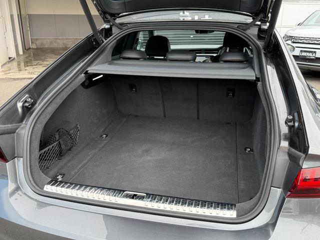 Ａ７スポーツバック ４５ＴＦＳＩクワトロ　Ｓラインパッケージ　マトリクスＬＥＤ　本革　バーチャルＣＰ　ＢＳＭ　電動リア　純正ナビ（ＢＴ／ＣａｒＰｌａｙ／フルセグ）　Ａｕｄｉプレセンス　バックカメラ　ＡＣＣ　ＬＫＡ　パーキングアシスト　パワーシート　シートヒーター（46枚目）