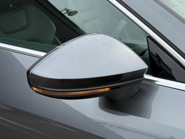 Ａ７スポーツバック ４５ＴＦＳＩクワトロ　Ｓラインパッケージ　マトリクスＬＥＤ　本革　バーチャルＣＰ　ＢＳＭ　電動リア　純正ナビ（ＢＴ／ＣａｒＰｌａｙ／フルセグ）　Ａｕｄｉプレセンス　バックカメラ　ＡＣＣ　ＬＫＡ　パーキングアシスト　パワーシート　シートヒーター（48枚目）