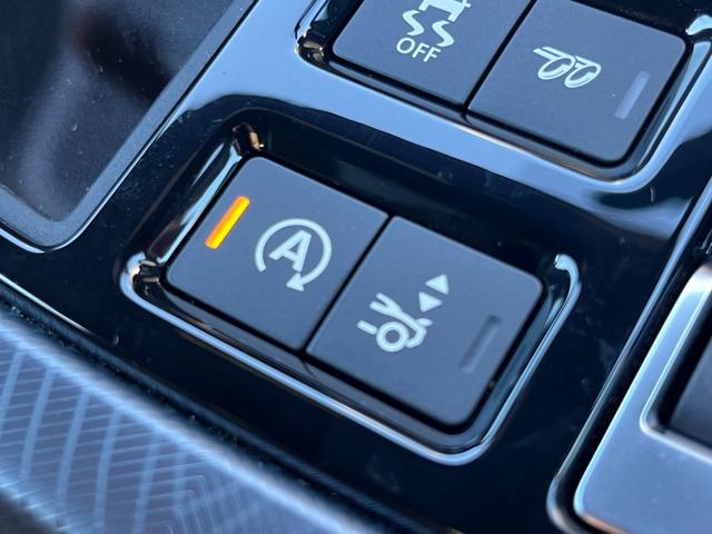 Fタイプ R-ダイナミック クーペ MERIDIANスピーカー 純正ナビ(Bluetooth/AppleCarPlay/USB/フルセグ) ハーフレザー パワーシート ACC 横滑り防止装置 純正20インチアルミホイール 電動リアゲート(28枚目)