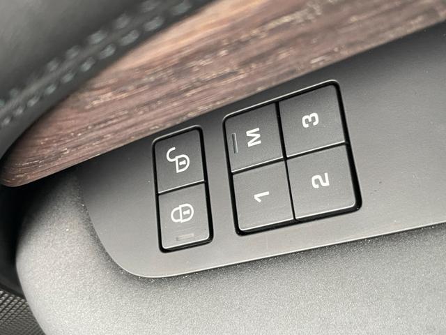 ディスカバリー HSE サンルーフ MERIDIANスピーカー シートパック エアサスペンション シートヒーター 純正ナビ(Bluetooth/AppleCarPlay/AndroidAuto/USB) BLIS ACC(29枚目)
