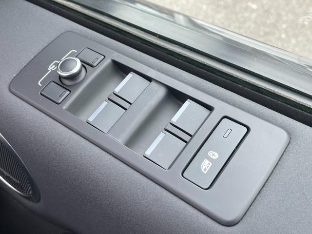 ディスカバリー HSE サンルーフ MERIDIANスピーカー シートパック エアサスペンション シートヒーター 純正ナビ(Bluetooth/AppleCarPlay/AndroidAuto/USB) BLIS ACC(36枚目)