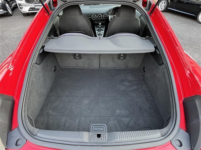 TTクーペ 2.0TFSI バーチャルコックピット MMIナビ(Bluetooth/AUX/USB/フルセグ) デラックスオートマチックエアコンディショナー ドライブセレクト パーキングアシスト 本革ステアリングホイール(27枚目)