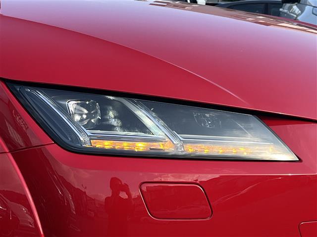 TTクーペ 2.0TFSI バーチャルコックピット MMIナビ(Bluetooth/AUX/USB/フルセグ) デラックスオートマチックエアコンディショナー ドライブセレクト パーキングアシスト 本革ステアリングホイール(32枚目)