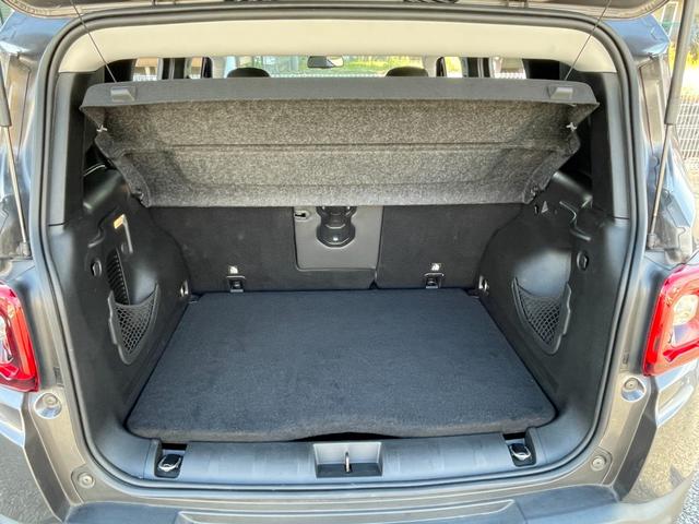 ジープ・レネゲード リミテッド 黒革 パワーシート シートヒーター 純正ナビ(Bluetooth/AppleCarPlay/AUX/USB/フルセグ) ACC 衝突被害軽減システム ステアリングヒーター ブラインドスポットモニター(40枚目)