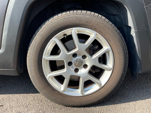 ジープ・レネゲード リミテッド 黒革 パワーシート シートヒーター 純正ナビ(Bluetooth/AppleCarPlay/AUX/USB/フルセグ) ACC 衝突被害軽減システム ステアリングヒーター ブラインドスポットモニター(55枚目)