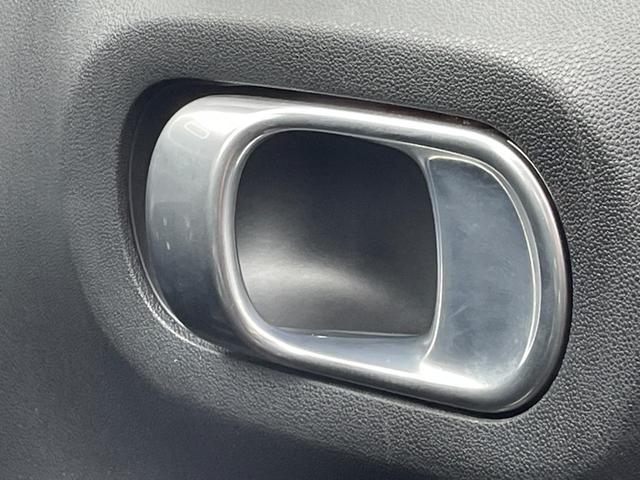 C3 シャイン BSM 純正ディスプレイオーディオ(BT/CarPlay) バックカメラ クルーズコントロール レーンキープアシスト パーキングアシスト スマートキー ETC 純正16インチアルミホイール(26枚目)