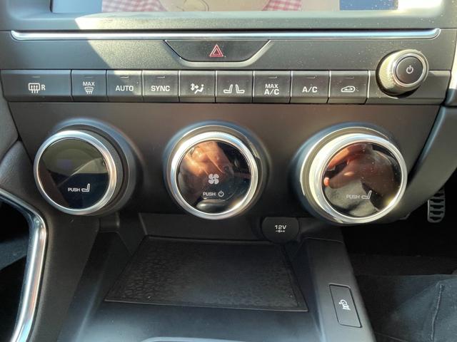 Eペイス R‐ダイナミック SE 250PS SR 本革 HUD BSM MERIDIAN 電動リア 純正ナビ(BT/CarPlay/フルセグ) 360°カメラ ACC LKA パーキングアシスト パワーシート シートヒーター ETC ドラレコ(29枚目)