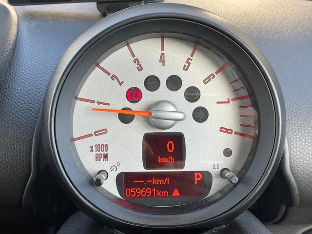 安心してカーライフを始めていただくことが出来るよう、必要な整備を実施し整備記録簿を発行いたします。