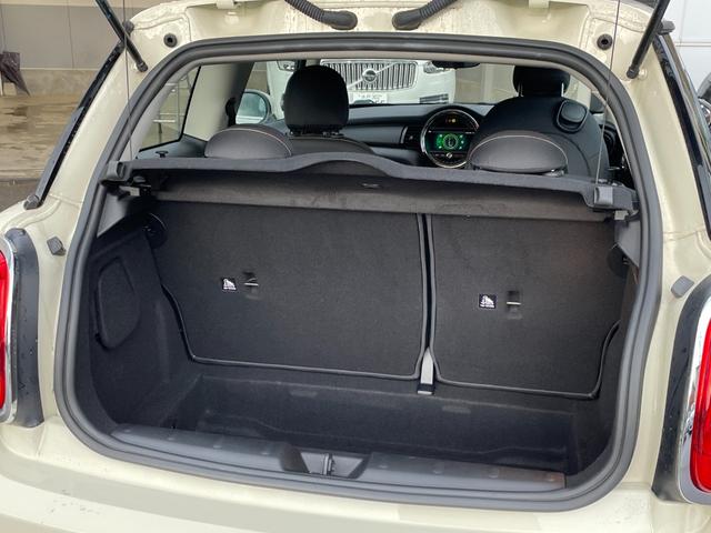 ＭＩＮＩ ヴィクトリア　インテリジェントセーフティ　純正ナビ（ＡＭ／ＦＭ／Ｂｌｕｅｔｏｏｔｈ／ＡＵＸ）　キーレスキー　ＥＴＣ　ドライブレコーダー　純正フロアマット　純正１５インチアルミホイール　フロントフォグランプ（47枚目）