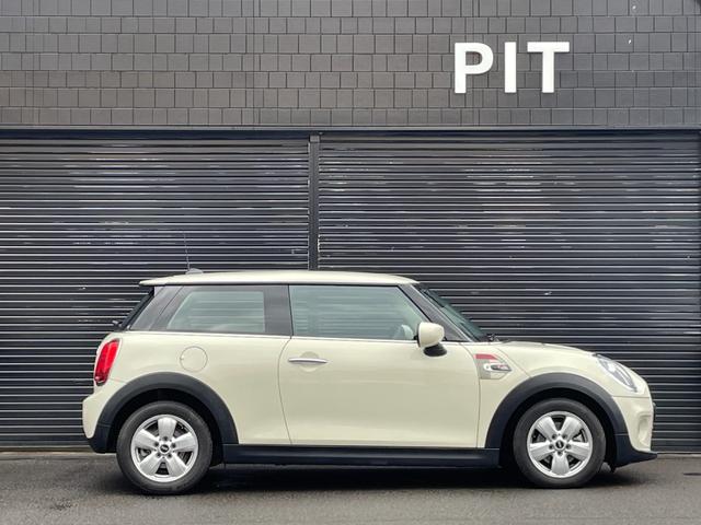 ＭＩＮＩ ヴィクトリア　インテリジェントセーフティ　純正ナビ（ＡＭ／ＦＭ／Ｂｌｕｅｔｏｏｔｈ／ＡＵＸ）　キーレスキー　ＥＴＣ　ドライブレコーダー　純正フロアマット　純正１５インチアルミホイール　フロントフォグランプ（58枚目）