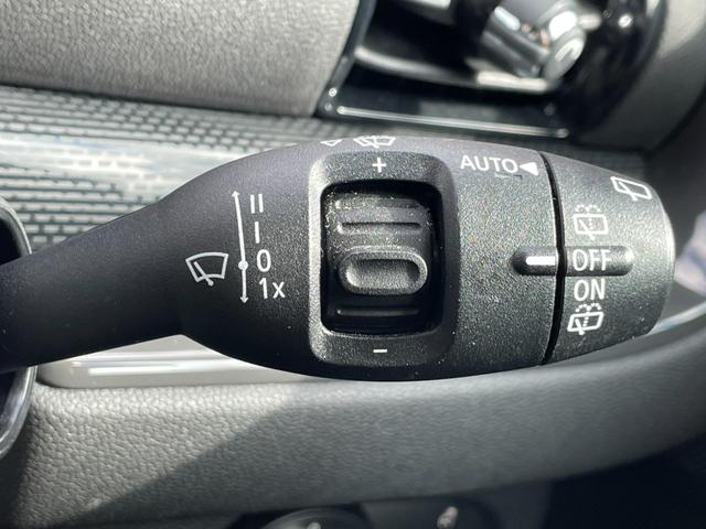 ＭＩＮＩ クーパーＳ　クラブマン　ＨＵＤ　メモリー付きパワーシート　シートヒーター　純正ナビ　ＴＶ　バックカメラ　　ハーフレザー　クルーズコントロール　純正ＡＷ付き冬タイヤ有り　ＥＴＣ　ＬＥＤヘッドライト　アンビエントライト（22枚目）