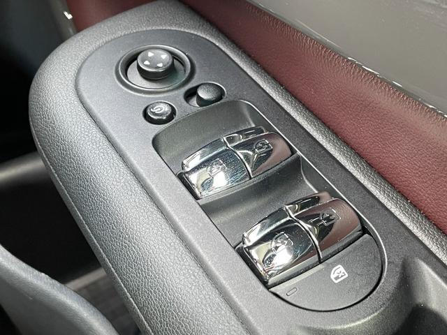 ＭＩＮＩ クーパーＳ　クラブマン　ＨＵＤ　メモリー付きパワーシート　シートヒーター　純正ナビ　ＴＶ　バックカメラ　　ハーフレザー　クルーズコントロール　純正ＡＷ付き冬タイヤ有り　ＥＴＣ　ＬＥＤヘッドライト　アンビエントライト（29枚目）