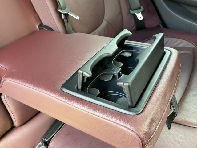 ＭＩＮＩ クーパーＳ　クラブマン　ＨＵＤ　メモリー付きパワーシート　シートヒーター　純正ナビ　ＴＶ　バックカメラ　　ハーフレザー　クルーズコントロール　純正ＡＷ付き冬タイヤ有り　ＥＴＣ　ＬＥＤヘッドライト　アンビエントライト（37枚目）