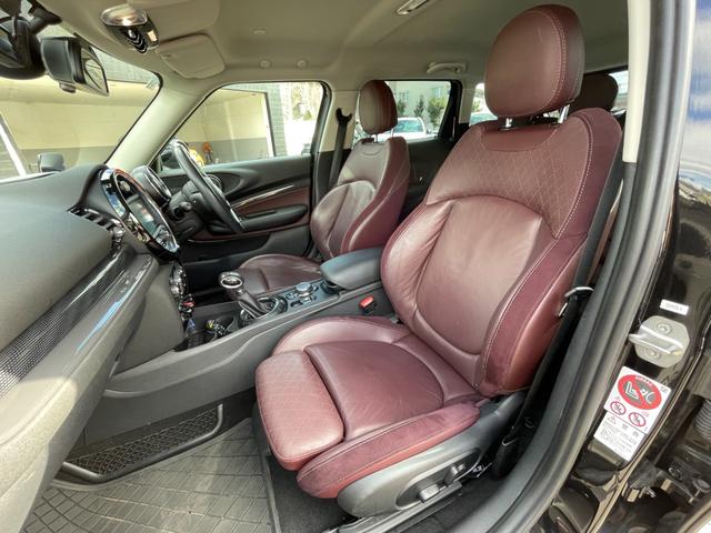 ＭＩＮＩ クーパーＳ　クラブマン　ＨＵＤ　メモリー付きパワーシート　シートヒーター　純正ナビ　ＴＶ　バックカメラ　　ハーフレザー　クルーズコントロール　純正ＡＷ付き冬タイヤ有り　ＥＴＣ　ＬＥＤヘッドライト　アンビエントライト（42枚目）