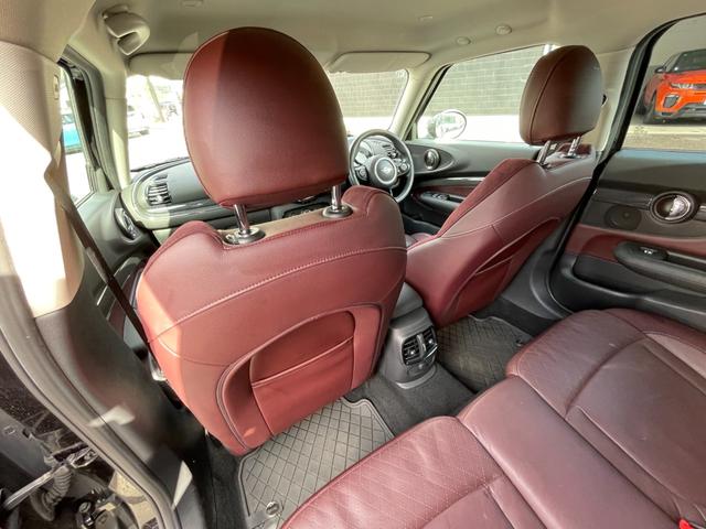 ＭＩＮＩ クーパーＳ　クラブマン　ＨＵＤ　メモリー付きパワーシート　シートヒーター　純正ナビ　ＴＶ　バックカメラ　　ハーフレザー　クルーズコントロール　純正ＡＷ付き冬タイヤ有り　ＥＴＣ　ＬＥＤヘッドライト　アンビエントライト（47枚目）