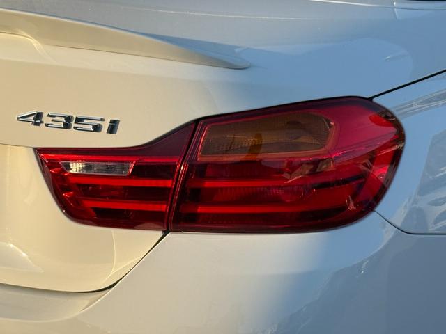 ４シリーズ ４３５ｉカブリオレ　Ｍスポーツ　赤革　電動シート　ヘッドアップディスプレイ　ナビ　バックカメラ　クルーズコントロール　レーンキープアシスト　シートヒーター　コンフォートアクセス　ミラー型ＲＴＣ（50枚目）