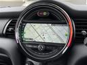MINI ヴィクトリア インテリジェントセーフティ 純正ナビ(AM/FM/Bluetooth/AUX) キーレスキー ETC ドライブレコーダー 純正フロアマット 純正15インチアルミホイール フロントフォグランプ 中古車画像_2