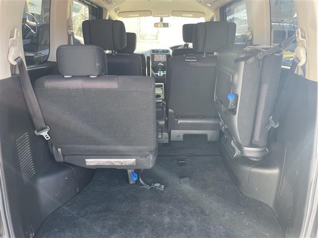 セレナ ハイウェイスターG S-ハイブリッド エアロモード(19枚目)