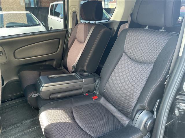 セレナ ハイウェイスターG S-ハイブリッド エアロモード(22枚目)