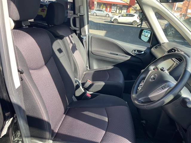 セレナ ハイウェイスターG S-ハイブリッド エアロモード(25枚目)