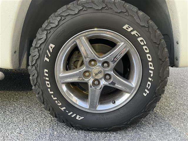 ジープ・チェロキー リミテッドプラス(10枚目)