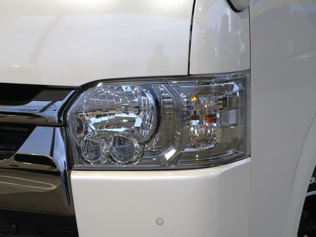 ハイエースバン スーパーGL ダークプライムII 特別低金利2.4% スーパーGL ダークプライム2 パールホワイト 高さ調整式ベットキット アルパイン:11インチBIG-X、12.8フリップダウンモニター、ピラースピーカー 天井スピーカー バットテ(6枚目)