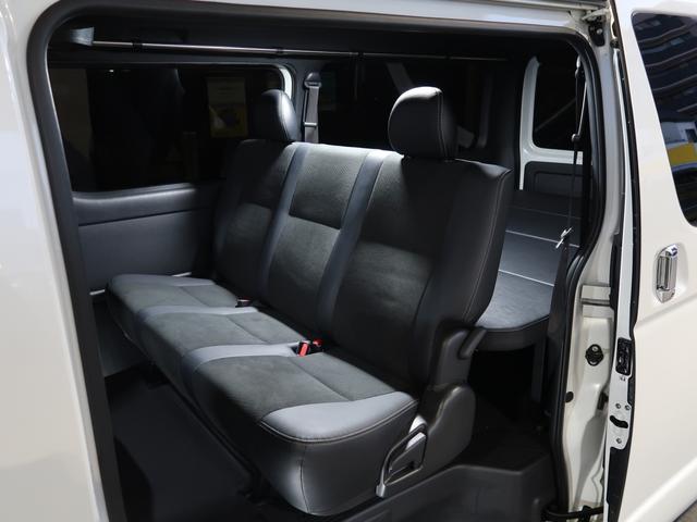 ハイエースバン スーパーGL ダークプライムII 特別低金利2.4% スーパーGL ダークプライム2 パールホワイト 高さ調整式ベットキット アルパイン:11インチBIG-X、12.8フリップダウンモニター、ピラースピーカー 天井スピーカー バットテ(11枚目)