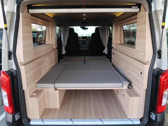 キャラバン プレミアムＧＸ　マイルーム　特別低金利２．４％　新車キャラバン　４ＷＤ　プレミアムＧＸ　マイルーム　ＦＤ－ｃｌａｓｓｉｃ丸目フェイス　新品タイヤホイールセット　インテリアパネルセット　新車コンプリート（2枚目）