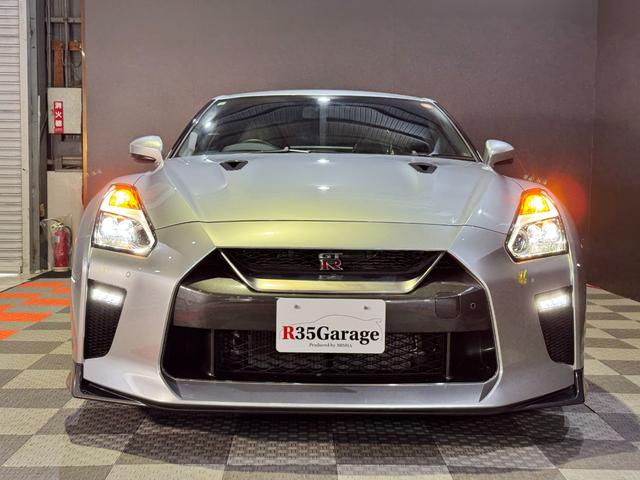 ＧＴ－Ｒ プレミアムエディション　ワンオーナー／ファッショナブルインテリア（アーバンブラック）／ＳＲＳサイドエアバック／プライバシーガラス／ＢＯＳＥサウンドシステム／純正２０インチアルミホイール（16枚目）