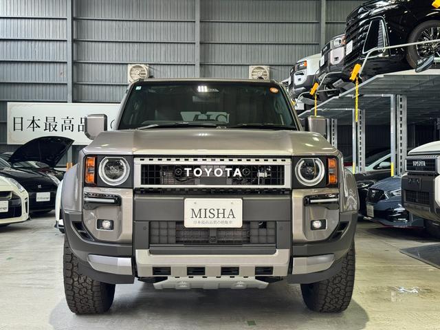 ランドクルーザー250 VX MODELLISTAエアロ装着/丸目型LEDヘッドランプ/20インチアルミホイール&タイヤセット/デジタルインナーミラー/チルト&スライド電動ムーンルーフ/フロアマット(4枚目)