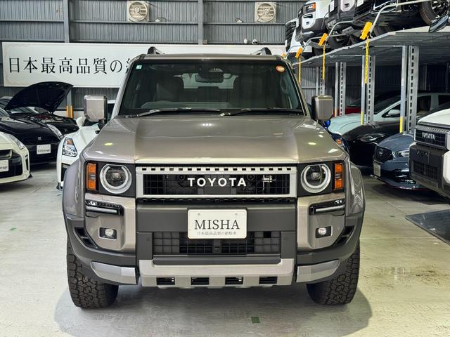 ランドクルーザー250 VX MODELLISTAエアロ装着/丸目型LEDヘッドランプ/20インチアルミホイール&タイヤセット/デジタルインナーミラー/チルト&スライド電動ムーンルーフ/フロアマット(5枚目)