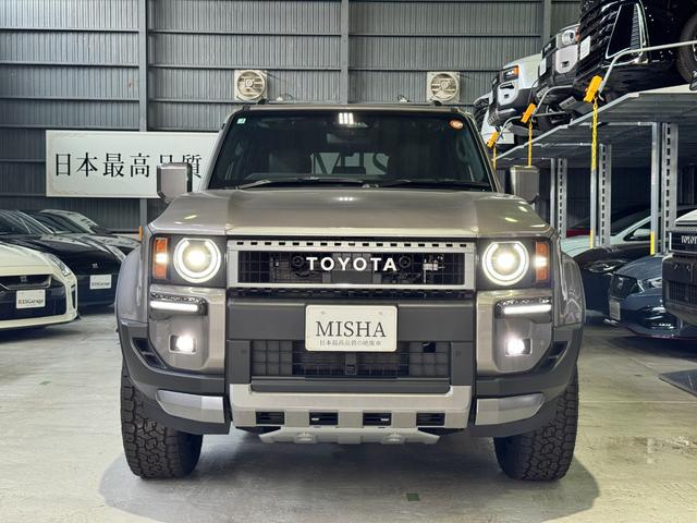 ランドクルーザー250 VX MODELLISTAエアロ装着/丸目型LEDヘッドランプ/20インチアルミホイール&タイヤセット/デジタルインナーミラー/チルト&スライド電動ムーンルーフ/フロアマット(10枚目)