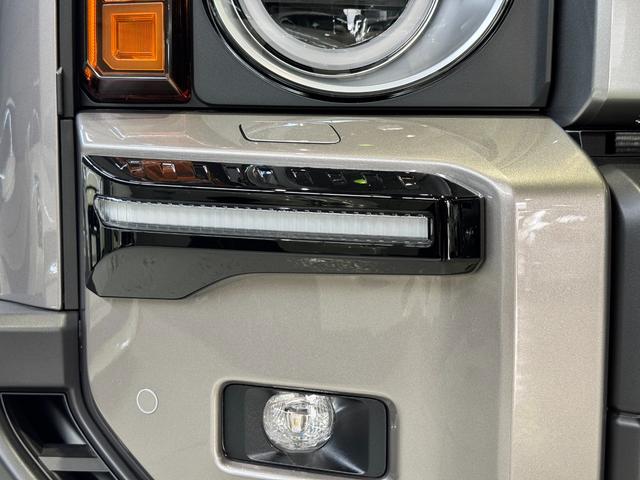 ランドクルーザー250 VX MODELLISTAエアロ装着/丸目型LEDヘッドランプ/20インチアルミホイール&タイヤセット/デジタルインナーミラー/チルト&スライド電動ムーンルーフ/フロアマット(16枚目)