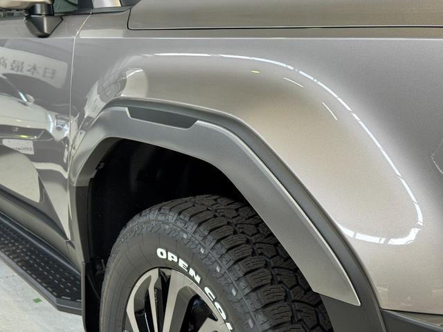 ランドクルーザー250 VX MODELLISTAエアロ装着/丸目型LEDヘッドランプ/20インチアルミホイール&タイヤセット/デジタルインナーミラー/チルト&スライド電動ムーンルーフ/フロアマット(21枚目)