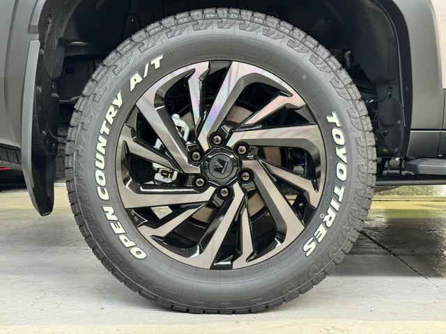 ランドクルーザー250 VX MODELLISTAエアロ装着/丸目型LEDヘッドランプ/20インチアルミホイール&タイヤセット/デジタルインナーミラー/チルト&スライド電動ムーンルーフ/フロアマット(23枚目)