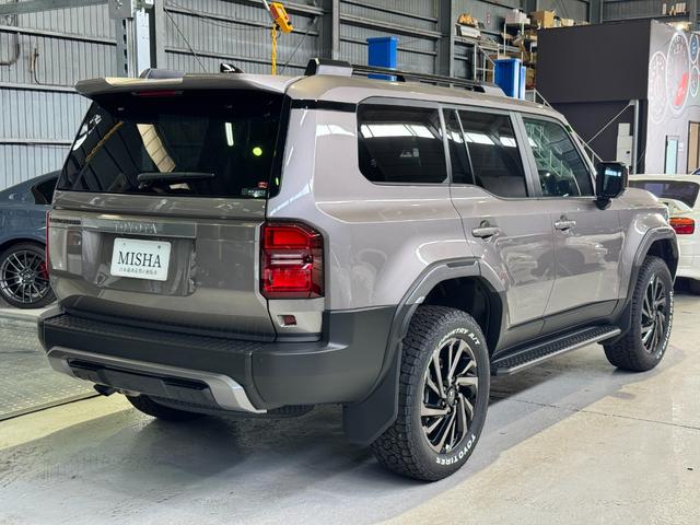 ランドクルーザー250 VX MODELLISTAエアロ装着/丸目型LEDヘッドランプ/20インチアルミホイール&タイヤセット/デジタルインナーミラー/チルト&スライド電動ムーンルーフ/フロアマット(28枚目)